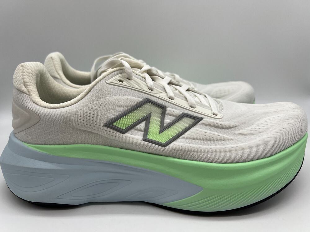 New Balance Fresh Foam X More v6 WMORLD6 Size M10.5/ W12 New